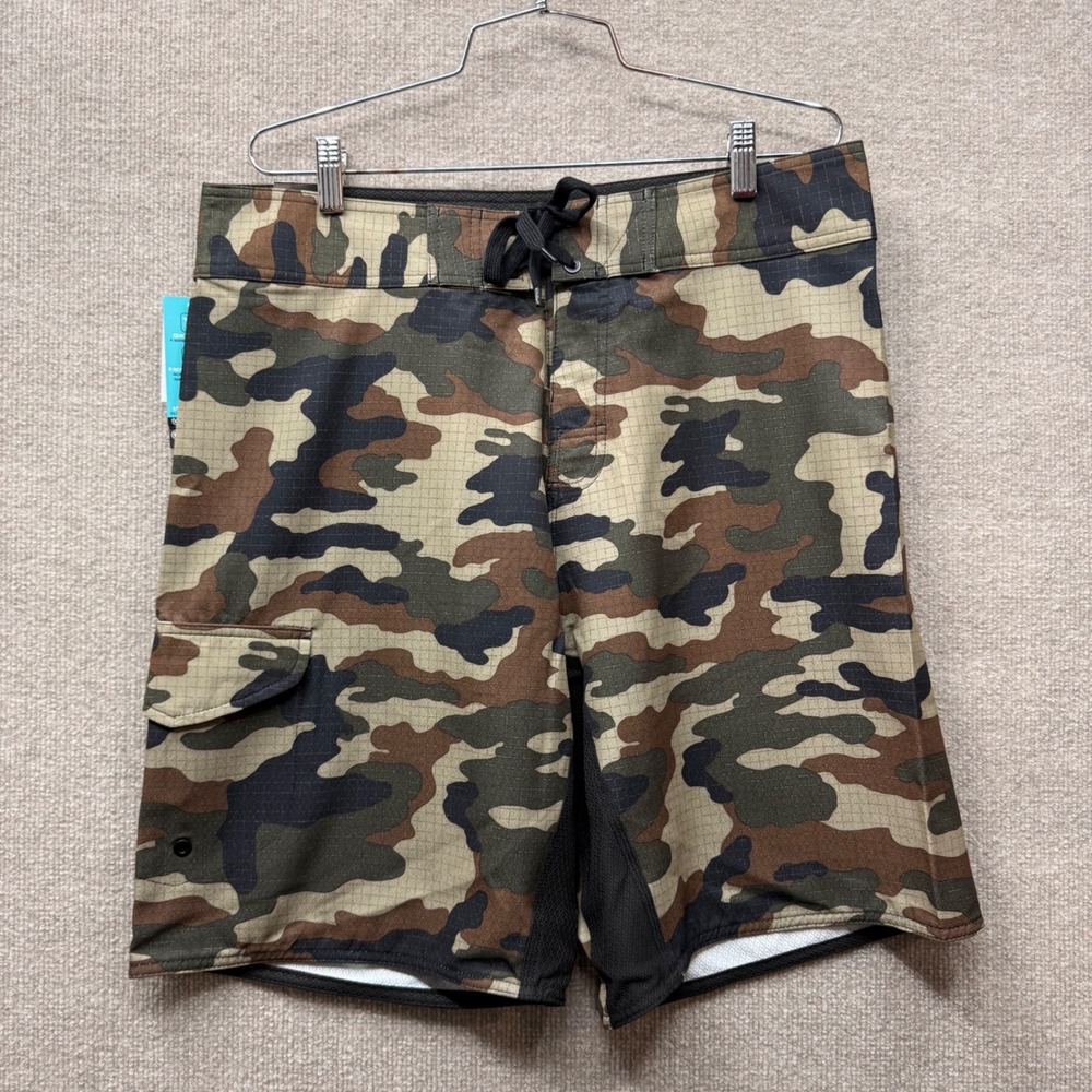 Burnside Mens Green Camo Board Shorts B9371 Stretch Swim Trunks Size 34 NEW NWT